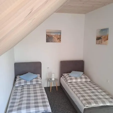 Nadmorski Zakatek Nyaraló *